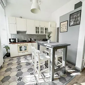 Appartement Dob Duplex, Boedapest